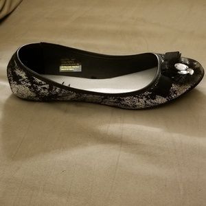 Black and Silver Metallic Ballet Flats